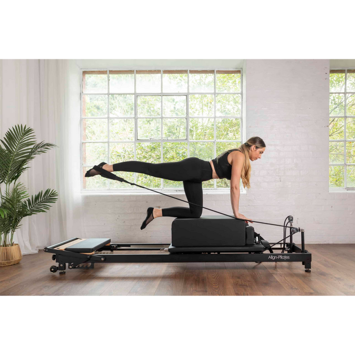 Align Pilates R8-Pro Pilates Reformer in Black
